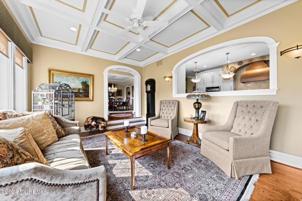 Interior, Living room, Pendant Lights, Recessed Lighting, Wood Texture Flooring