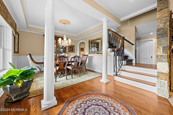 Chandelier, Dining room, Interior, Recessed Lighting, Wood Texture Flooring