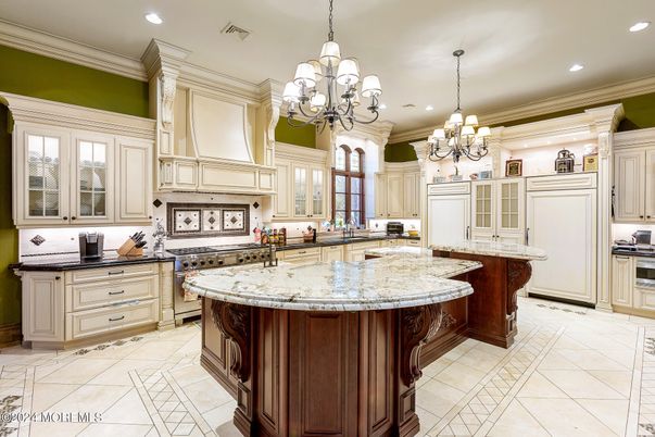 Chandelier, Interior, Kitchen, Recessed Lighting, Stainless Steel Appliances
