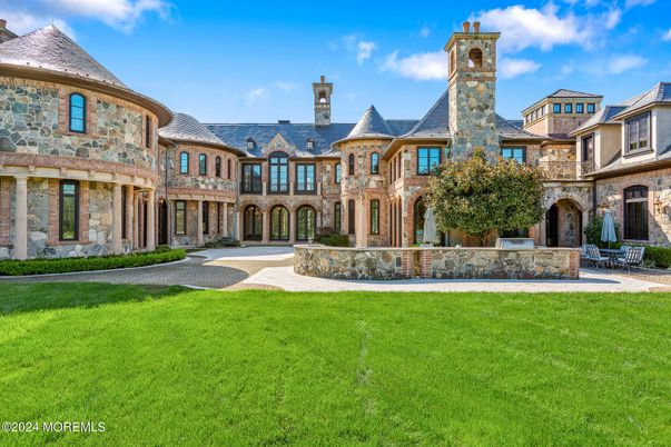 Backyard, Exterior, Facade, French Provincial