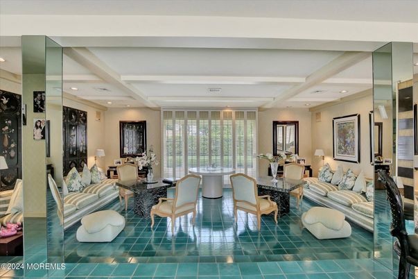Dining room, Interior, Living room, Recessed Lighting