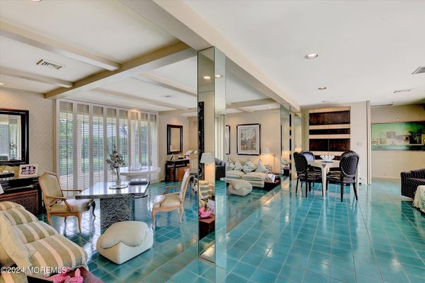 Dining room, Interior, Living room, Recessed Lighting