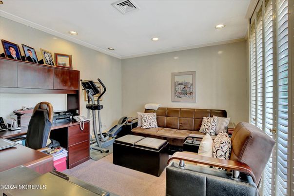 Fitness Equipment, Home Office, Interior, Recessed Lighting