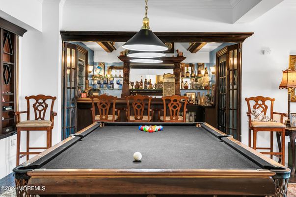 Billiard Table, Game Room, Interior
