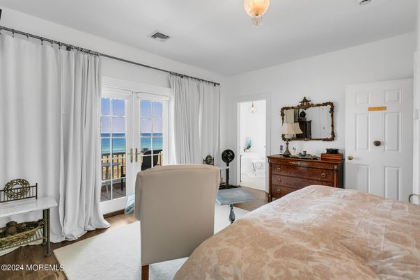 Bedroom, Interior, Water, Wood Texture Flooring