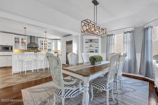 Dining room, Interior, Kitchen, Pendant Lights, Wood Texture Flooring