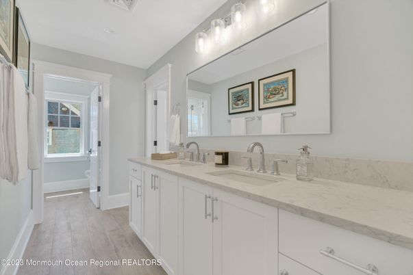 Bathroom, Dual Sink Vanities, Interior, Wood Texture Flooring