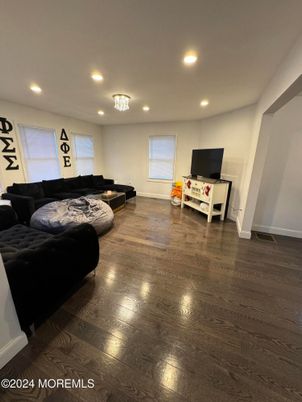 Chandelier, Interior, Living room, Recessed Lighting, Wood Texture Flooring