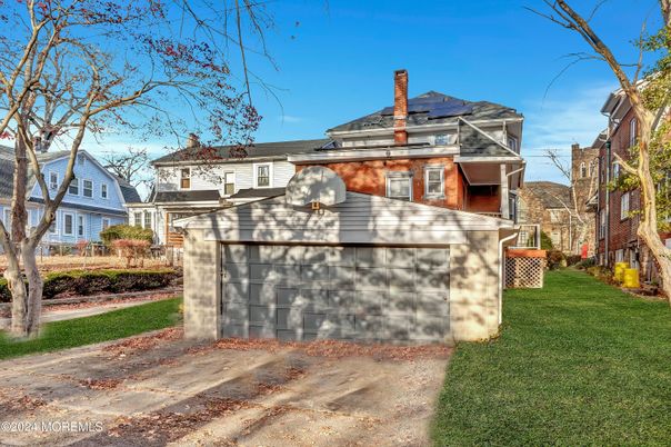 Detached Garage, Exterior, Facade, None