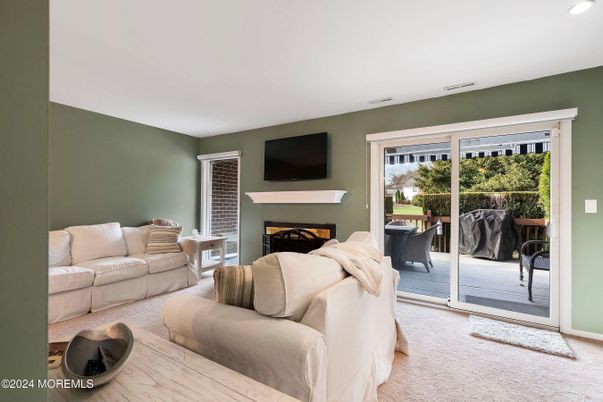Fireplace, Interior, Living room, Recessed Lighting