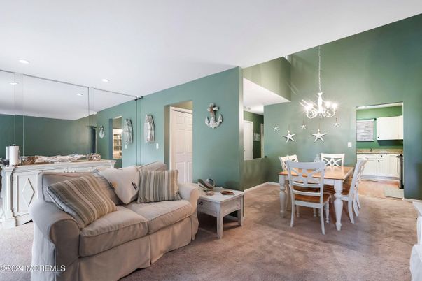Dining room, Interior, Living room, Pendant Lights, Recessed Lighting