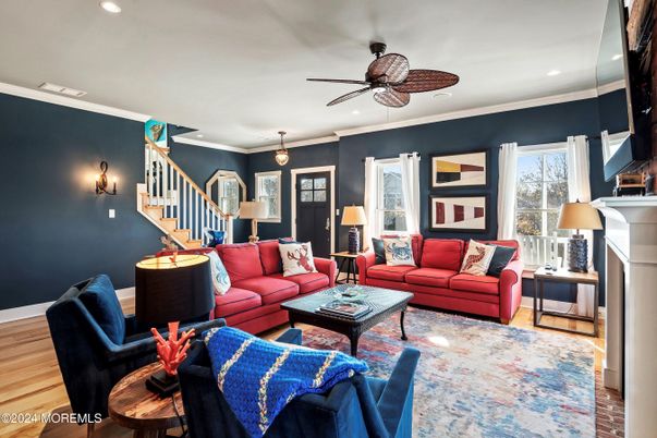 Interior, Living room, Pendant Lights, Recessed Lighting, Wood Texture Flooring