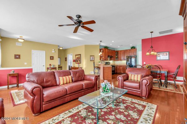 Dining room, Interior, Kitchen, Living room, Pendant Lights, Recessed Lighting, Stainless Steel Appliances, Wood Texture Flooring