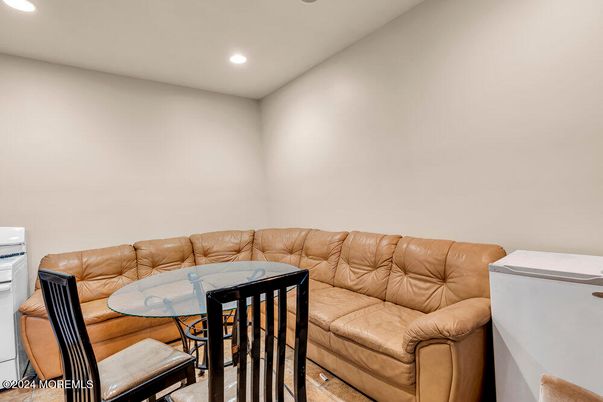 Dining room, Interior, Recessed Lighting