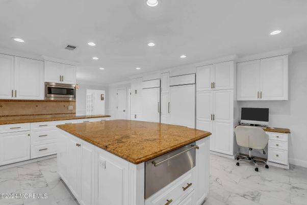 Interior, Kitchen, Marble, Recessed Lighting