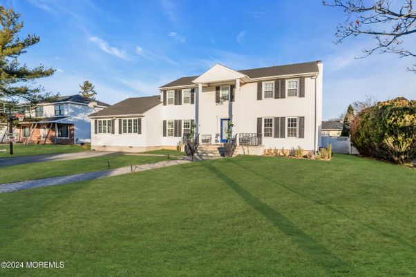 Backyard, Exterior, Facade, Georgian