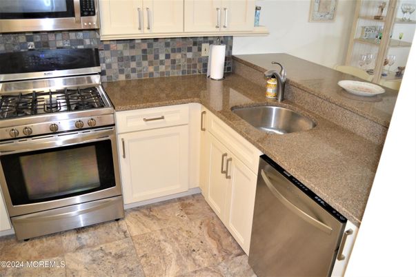 Interior, Kitchen, Stainless Steel Appliances