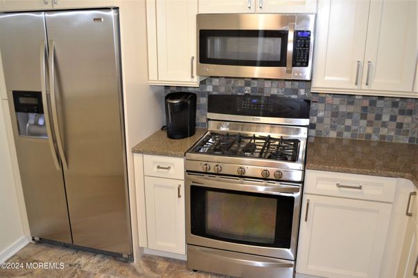 Interior, Kitchen, Stainless Steel Appliances