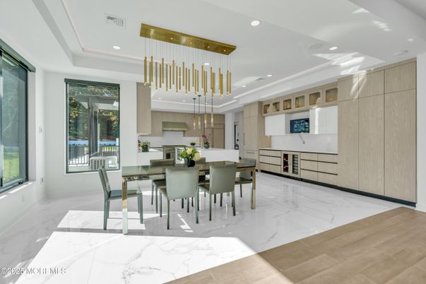 Dining room, Interior, Kitchen, Marble, Pendant Lights, Recessed Lighting, Stainless Steel Appliances
