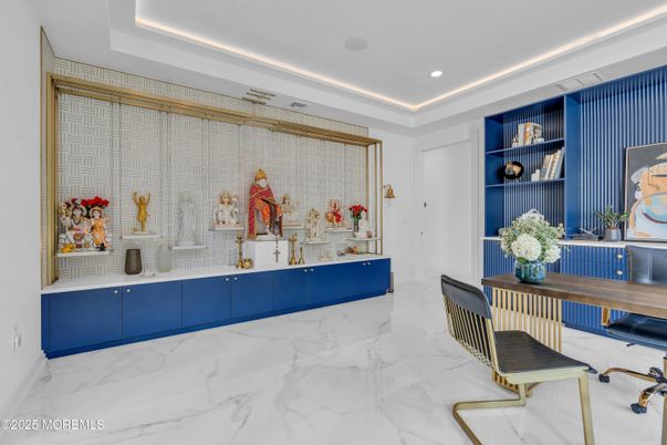 Interior, Marble, Recessed Lighting