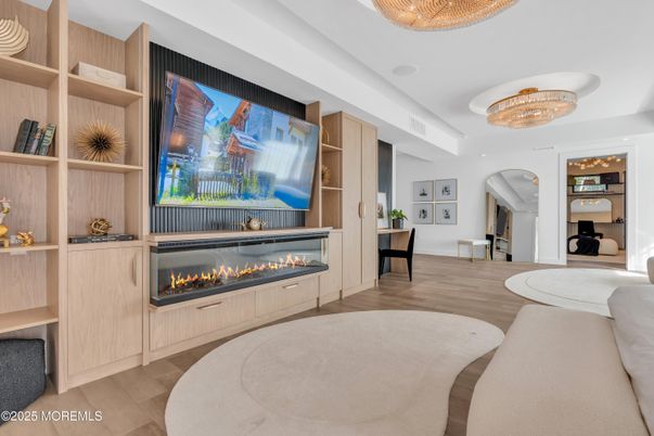 Chandelier, Fireplace, Interior, Wood Texture Flooring