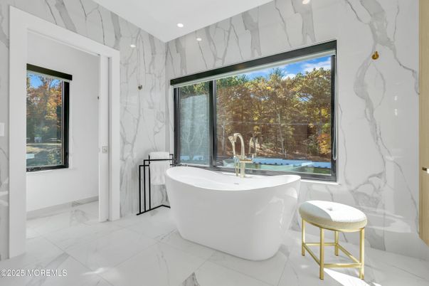 Bathroom, Free Standing Baths, Interior, Marble, Marble Walls, Recessed Lighting