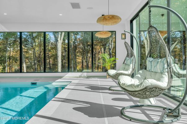 Interior, Pendant Lights, Pool, Recessed Lighting