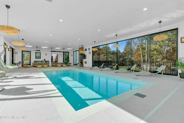 Interior, Pendant Lights, Pool, Recessed Lighting