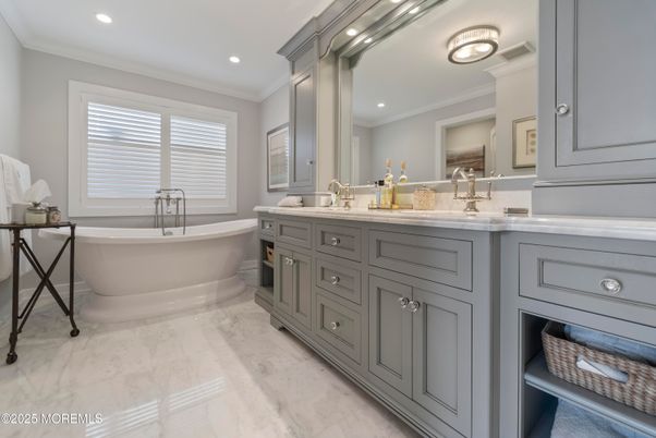 Bathroom, Dual Sink Vanities, Free Standing Baths, Interior, Marble, Recessed Lighting