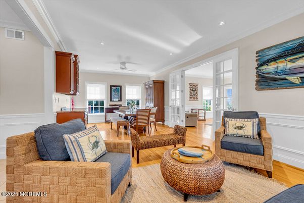 Dining room, Interior, Living room, Recessed Lighting, Wood Texture Flooring
