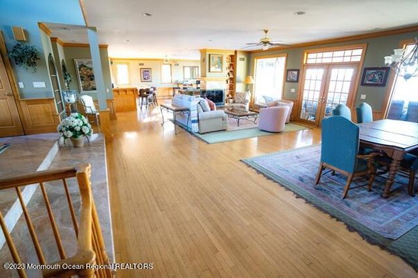 Dining room, Interior, Living room, Pendant Lights, Recessed Lighting, Wood Texture Flooring