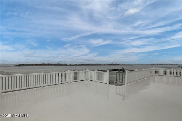 Exterior, Water