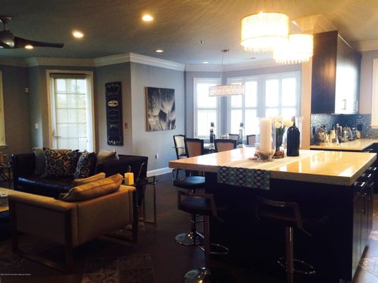 Chandelier, Dining room, Interior, Living room, Recessed Lighting