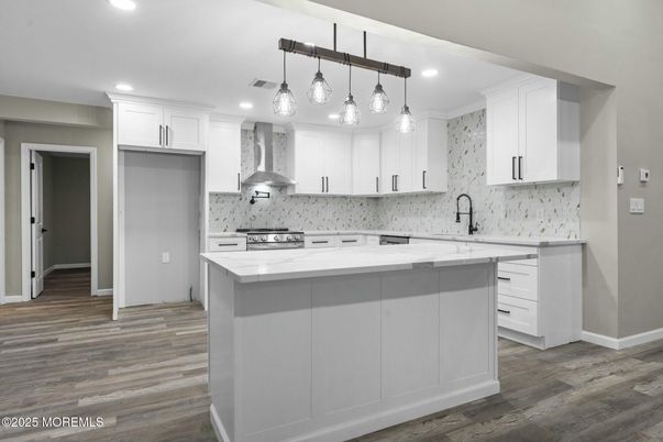 Interior, Kitchen, Pendant Lights, Recessed Lighting, Wood Texture Flooring