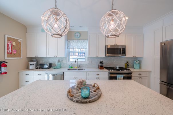 Interior, Kitchen, Pendant Lights, Stainless Steel Appliances