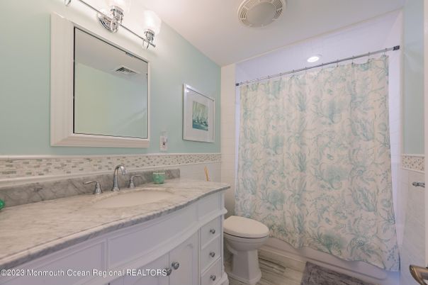Bathroom, Interior, Recessed Lighting, Wood Texture Flooring
