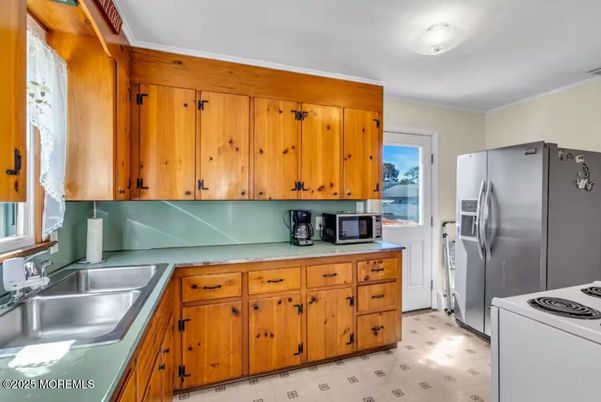 Interior, Kitchen