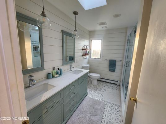 Bathroom, Dual Sink Vanities, Interior, Pendant Lights