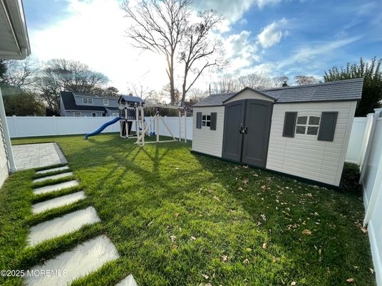 Backyard, Exterior, Playground