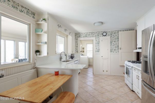 Interior, Kitchen