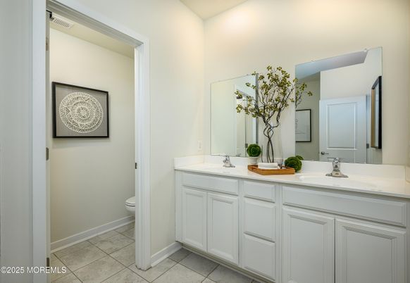 Bathroom, Dual Sink Vanities, Interior