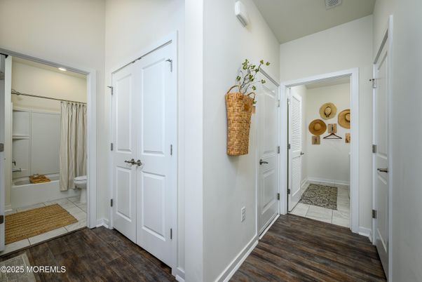 Bathroom, Interior, Recessed Lighting, Wood Texture Flooring