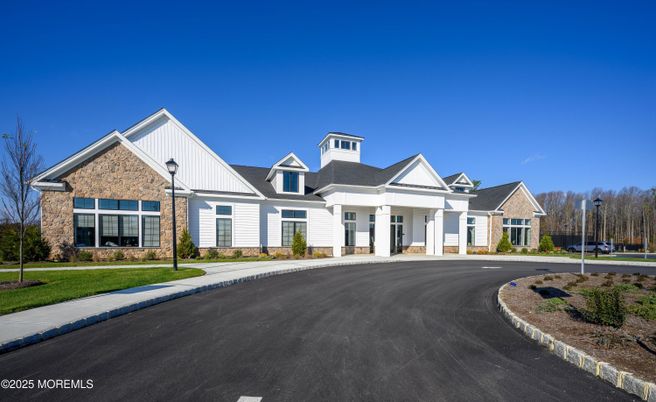 Exterior, Facade, Farmhouse