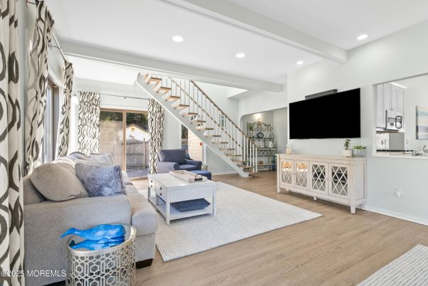Interior, Living room, Recessed Lighting, Wood Texture Flooring