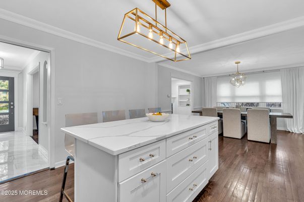 Chandelier, Dining room, Interior, Kitchen, Wood Texture Flooring
