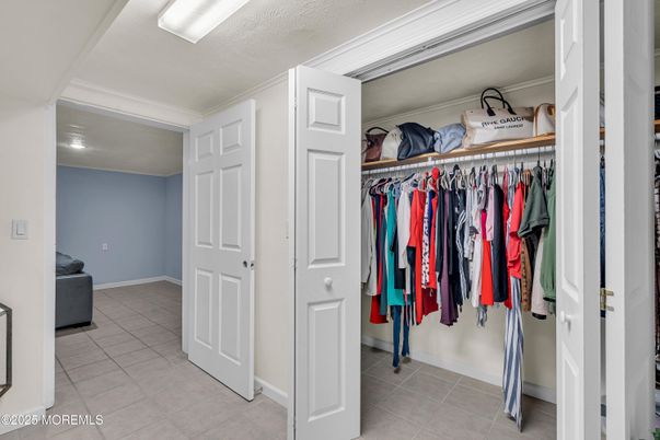 Interior, Walk-in Closets