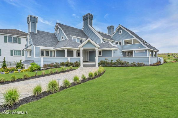 Backyard, Exterior, Facade, Farmhouse