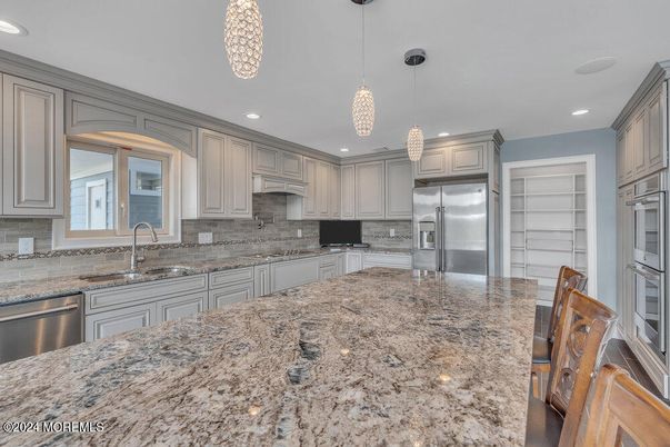 Interior, Kitchen, Pendant Lights, Recessed Lighting, Stainless Steel Appliances