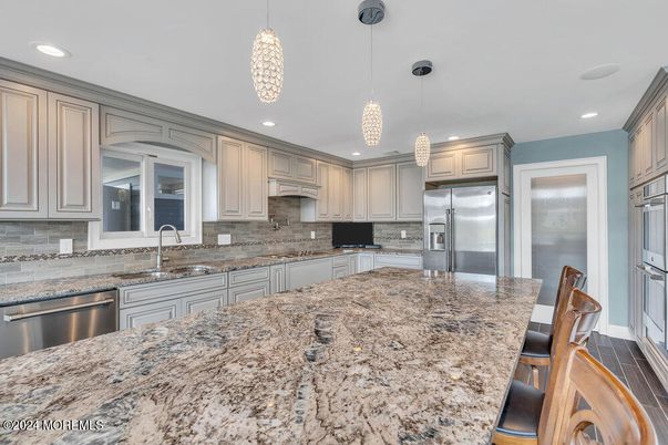Interior, Kitchen, Pendant Lights, Recessed Lighting, Stainless Steel Appliances