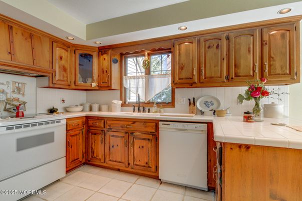 Interior, Kitchen, Recessed Lighting, Tile Countertops